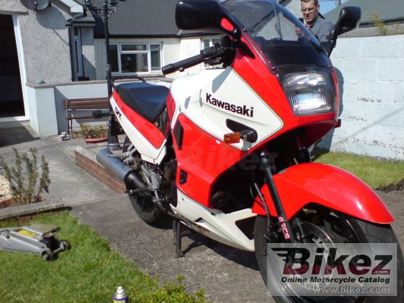 Moto Journal N°828 - 1988 - Honda RC30, RVF, Kawasaki GPX, Dakar